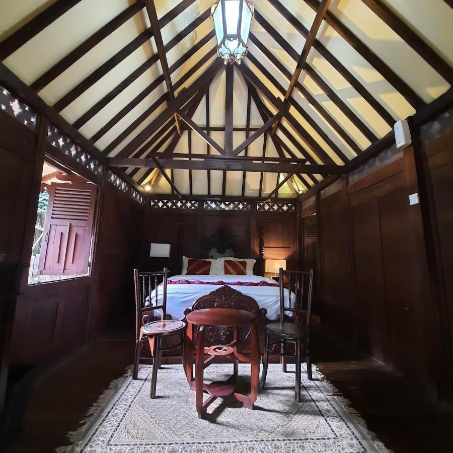 The Lodge Maribaya Cikareumbi Екстериор снимка