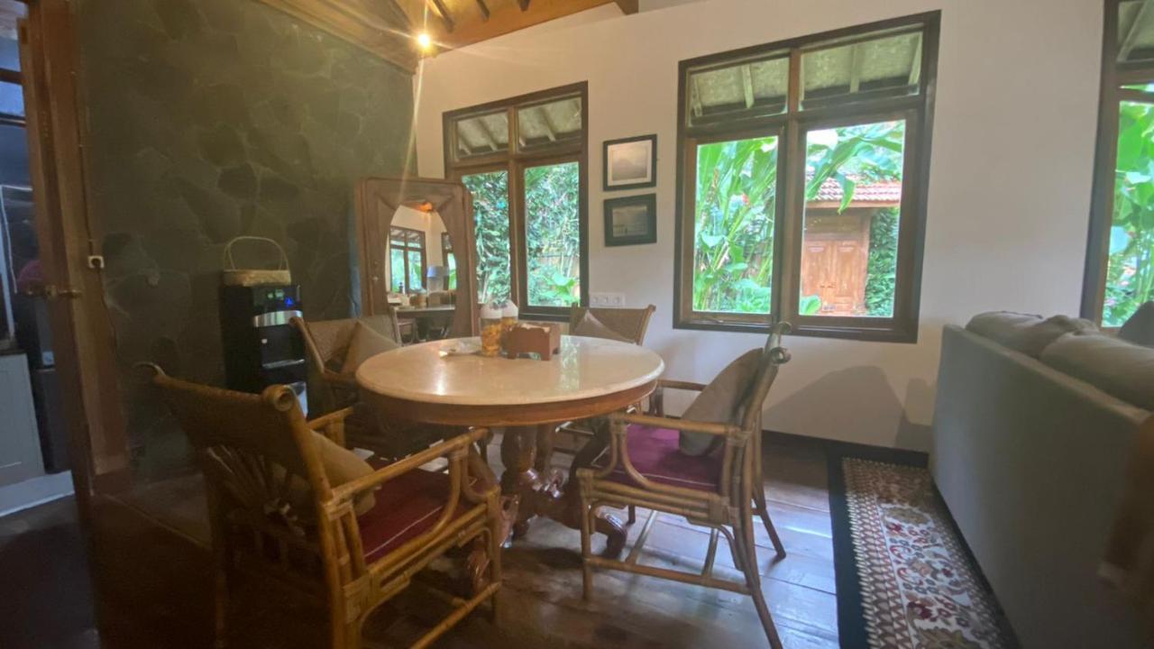 The Lodge Maribaya Cikareumbi Екстериор снимка