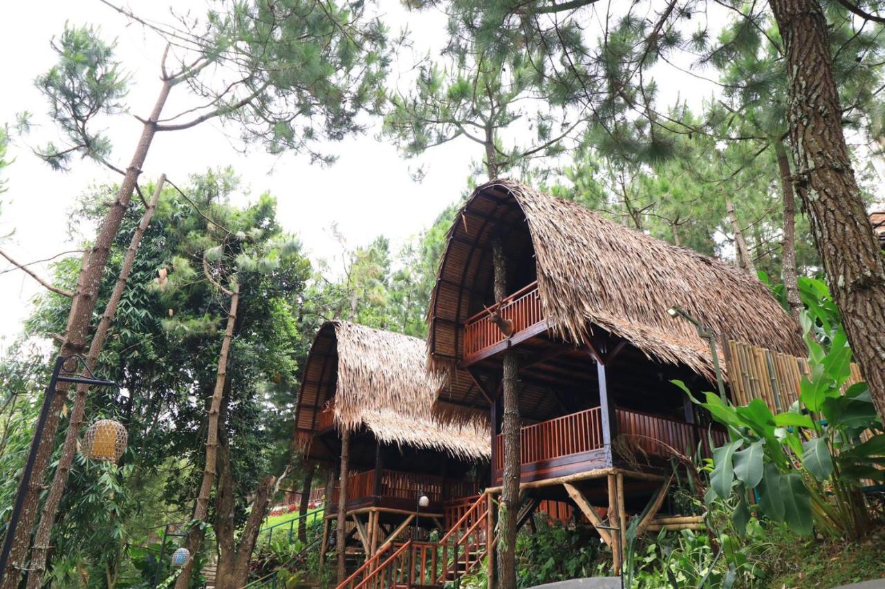The Lodge Maribaya Cikareumbi Екстериор снимка