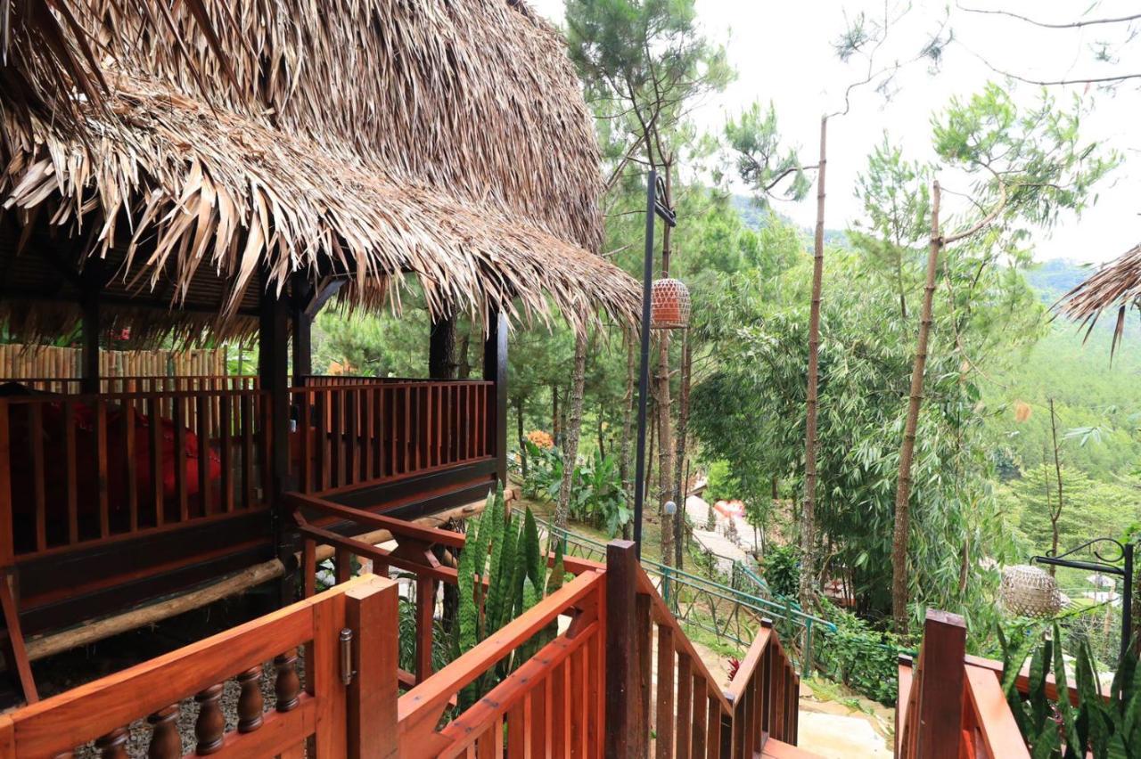 The Lodge Maribaya Cikareumbi Екстериор снимка