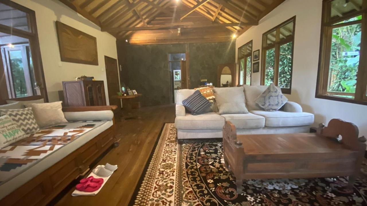 The Lodge Maribaya Cikareumbi Екстериор снимка