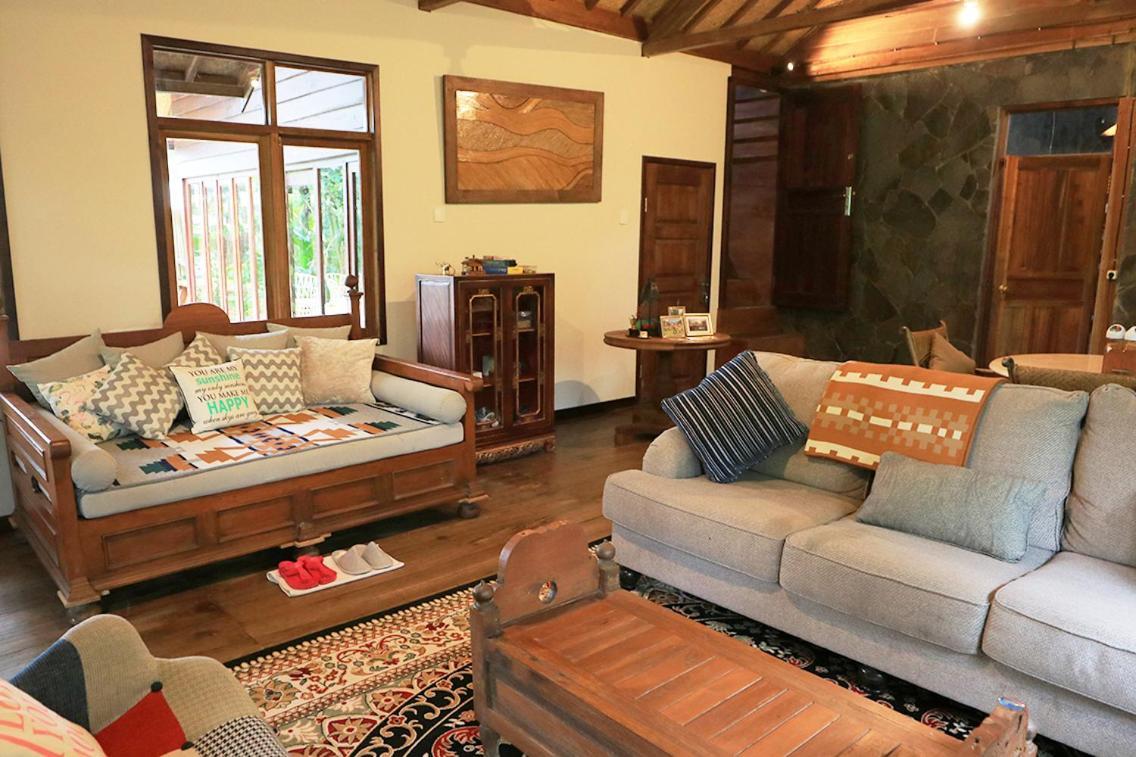 The Lodge Maribaya Cikareumbi Екстериор снимка