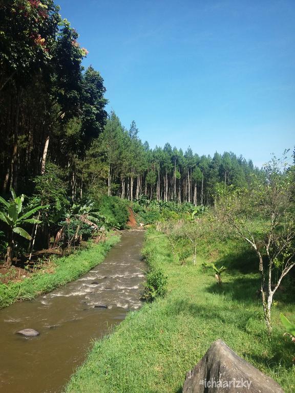 The Lodge Maribaya Cikareumbi Екстериор снимка