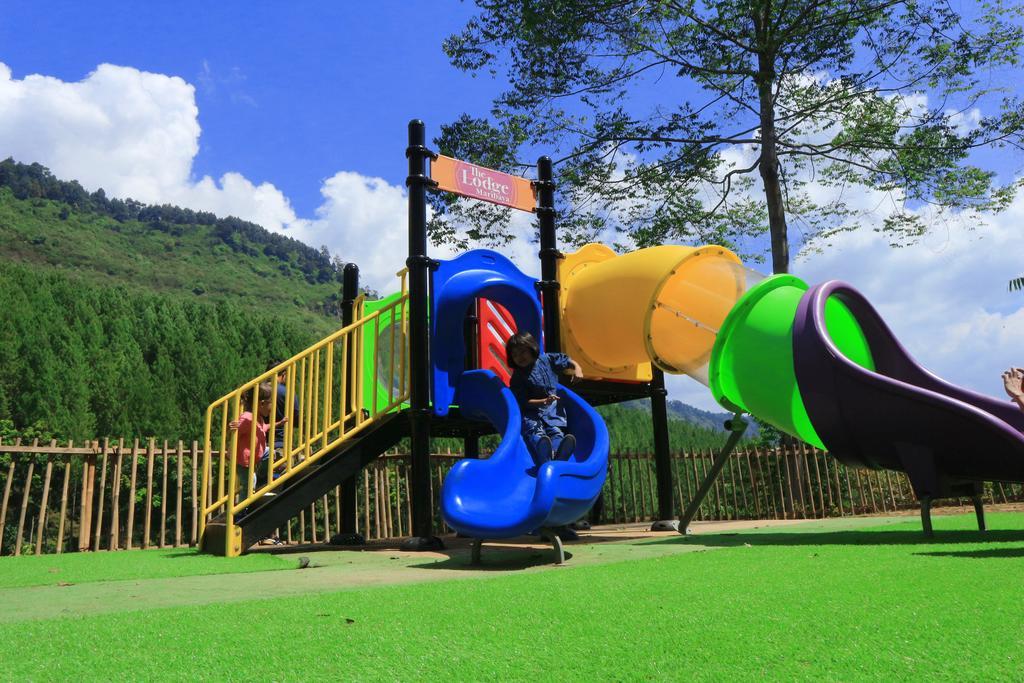 The Lodge Maribaya Cikareumbi Екстериор снимка